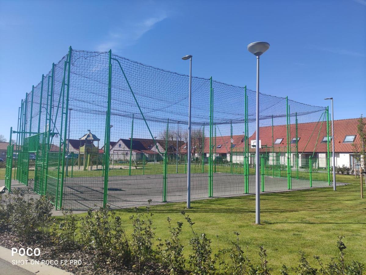 Polderhuis 10: Airco Comfort with Private Parking and Garden Koksijde Exterior photo