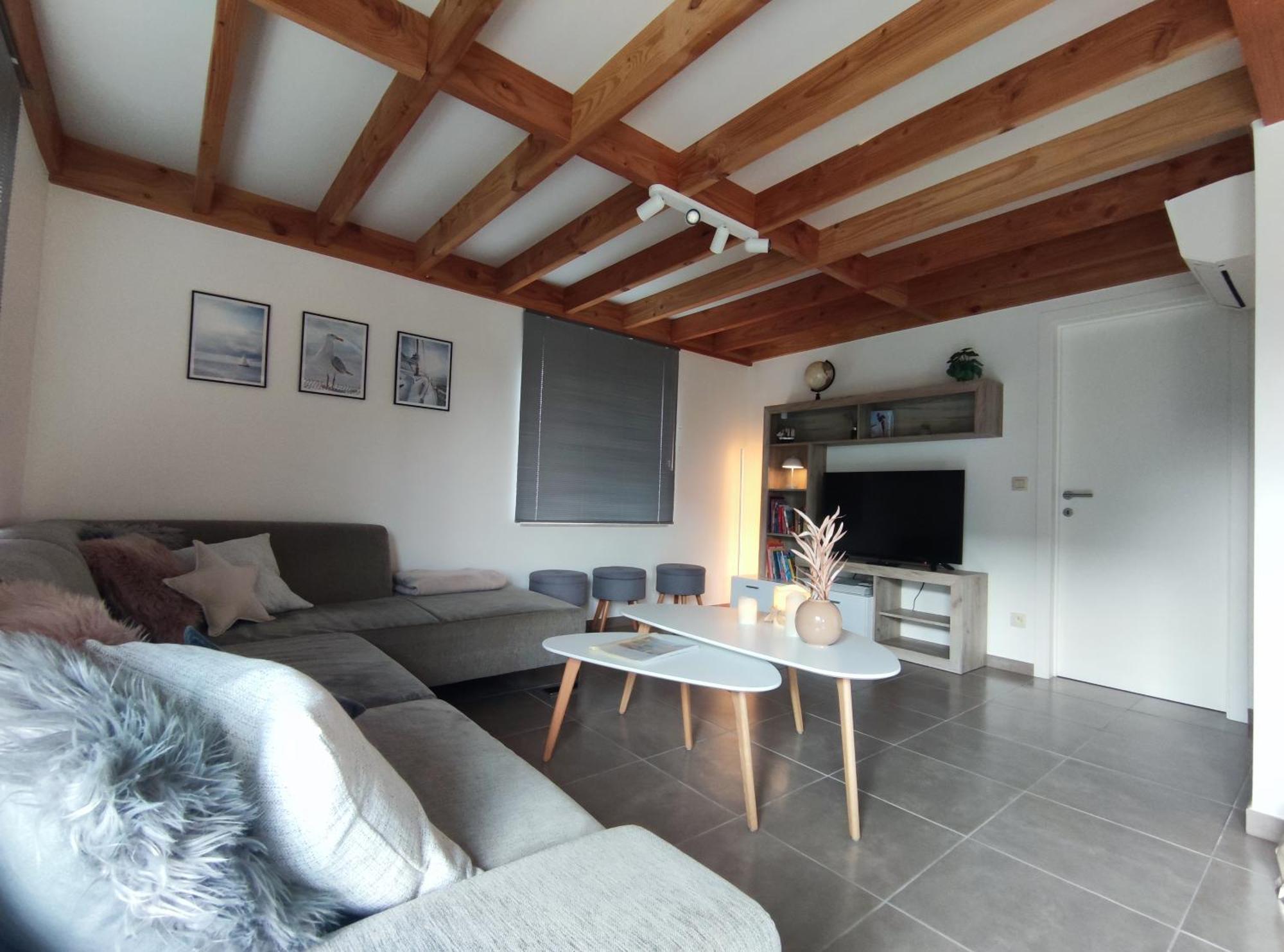 Polderhuis 10: Airco Comfort with Private Parking and Garden Koksijde Exterior photo